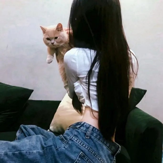 黑衣人